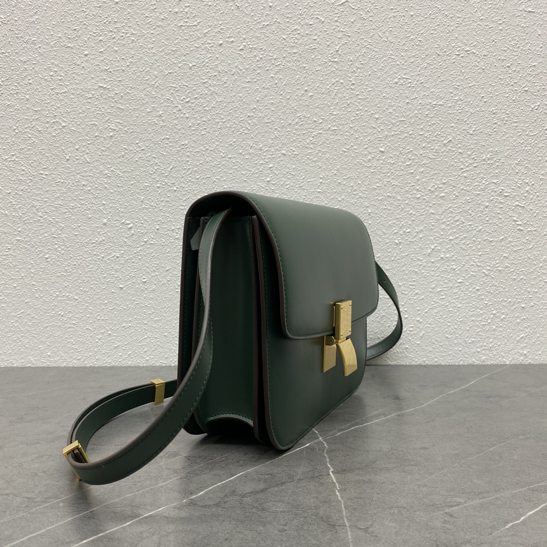 Celine Classic Box Shoulder Bag Handbag In Shiny Calfskin Green 189173